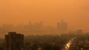 Michigan’s AQI hit 616 after Ontario wildfire smoke crossed into the US (Image: AI Generated)