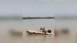 A 25-year-old man who was on a video call with his wife while taking a stroll at a ghat is