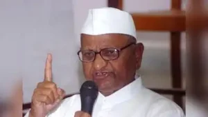 Mumbai: Social activist Anna Hazare (89) was admitted to the ICU at Bombay Hospital near New