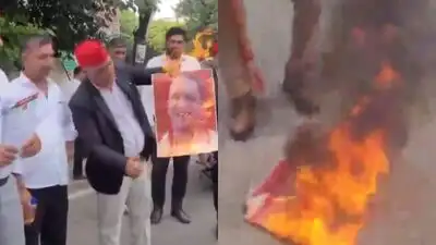 During the protest, a man, identified as party supporter Anil Verma, is purportedly seen trying