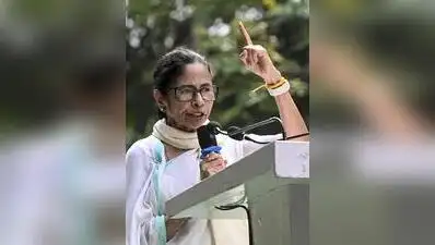 Kolkata: In a letter to the Election Commission, Trinamool chairperson and ex-CM Mamata