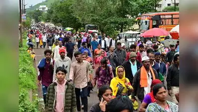 Nashik: Nearly four lakh devotees visited the revered Jyotirlinga shrine at Trimbakeshwar