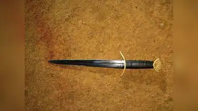 Arms supplier attacks Bengaluru constable with sword, shot in leg
