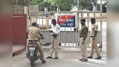 Latur cops won't receives a free pass; helmet violations to go on service record