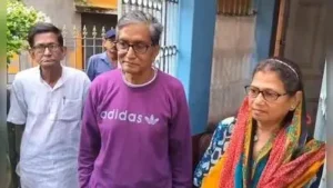 As the couple arrived at their Basirhat home, neighbours and Basirhat District police personnel