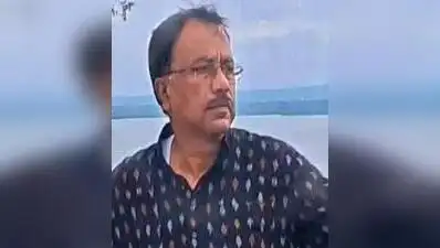 N 24 Pgns tourists' kin — Tour operator, control rooms not able to answer our queries