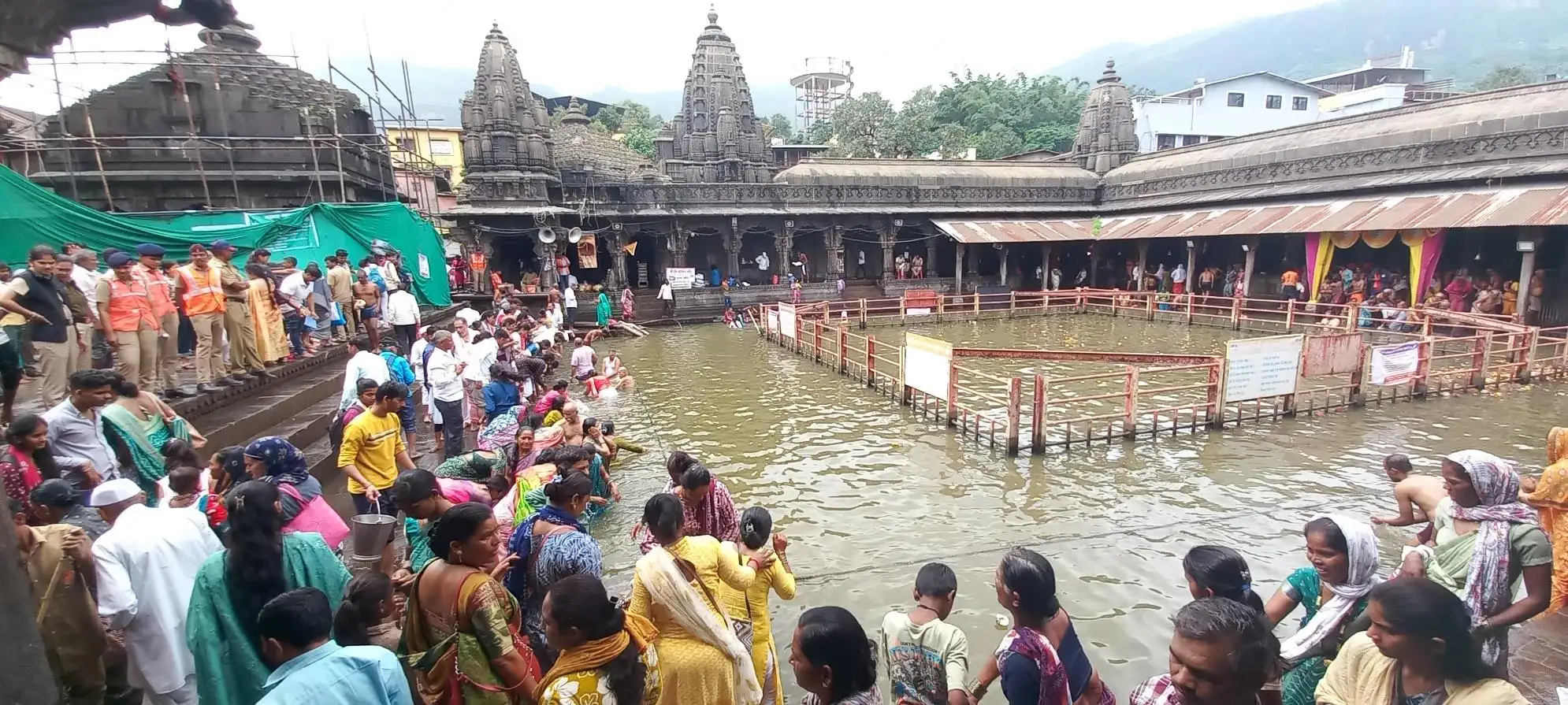 Pilgrims visit Kushavarta Teerth after circumabulating the Brahmagiri Hills on Monday