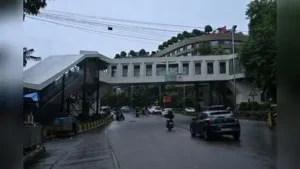 Pedestrians said crossing the road becomes particularly difficult during peak hours, forcing