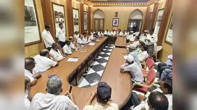 Farmers opposing the Shaktipeeth Expressway have announced a series of protests, starting