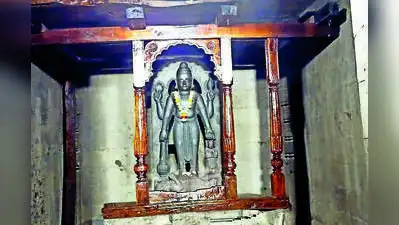 Vishnu idol, Persian Sun god in Lonar's spireless Daityasudan temple