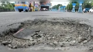 Rain has opened up craters and potholes along Eastern Metropolitan Bypass, making travel