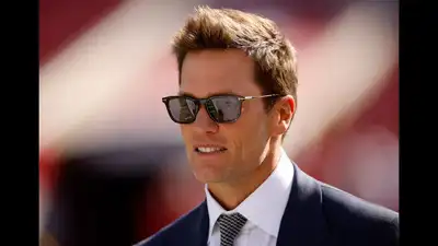 CardVault by Tom Brady's new Palo Alto store was burglarized early Saturday, with thieves