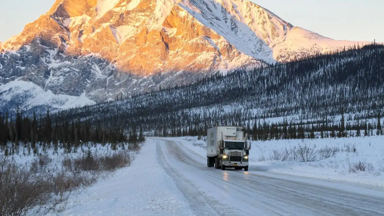 AlaskaOrg reports that there are no petrol stations, restaurants, rest stops or hotels along