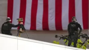 Three US Secret Service officials have been placed on administrative leave pending