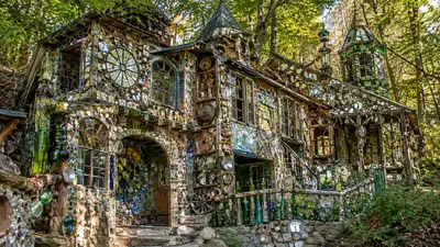 What began as a modest cabin on a wooded mountainside in Woodstock, New York, became
