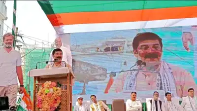 ” He urged the people, including the supporters of BJP and CPI-M, to join hands with Congress