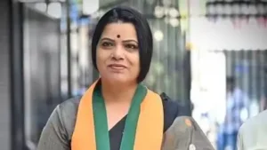Mayor meets CM, seeks PRO change over social media tender row