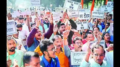 Protesters vandalise Bdesh asst high commission office in Agartala Protesters breached
