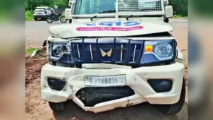 Shortly after flag-off, one Jan Rakshak vehicle from the newly launched fleet met