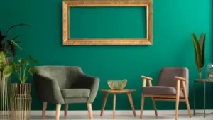 Done properly, an empty wall can go from forgettable to genuinely styled in the time it takes