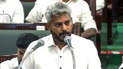 Tamil Nadu finance minister Marie Wilson is not the King of England; he cannot say that he will