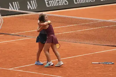 Italian duo Sara Errani and Jasmine Paolini clinched their first French Open women's doubles
