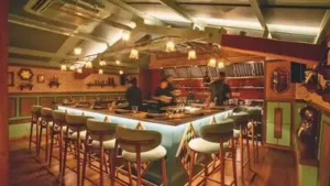 Small restaurants, major challenges: The economics of micro-dining
