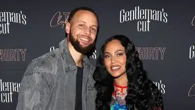 Stephen Curry and Ayesha Curry appear to be making the most of some quiet time away