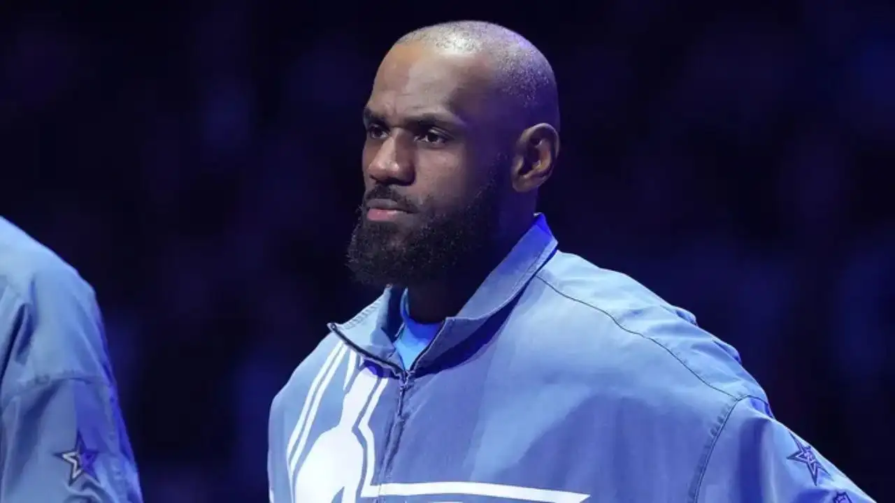 When the Lakers made no offer heading into the summer, James entered unrestricted free agency