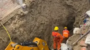 16-year-old girl fell into a disused borewell at home while preparing to celebrate Raksha