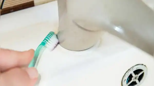 From kitchen taps to grimy grout lines, an old toothbrush can tackle dirt and buildup in spots