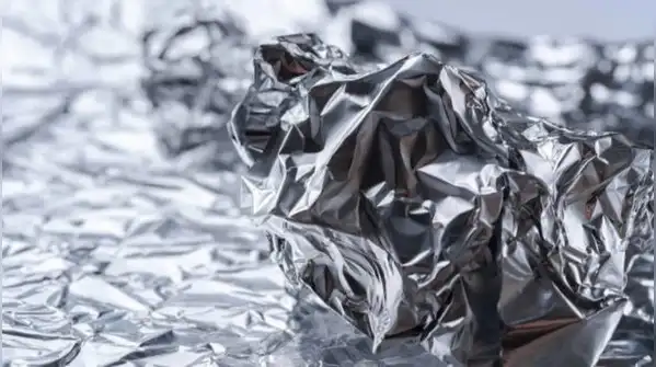 As it turns out, foil genuinely does have a legitimate role to play in your freezer, just maybe