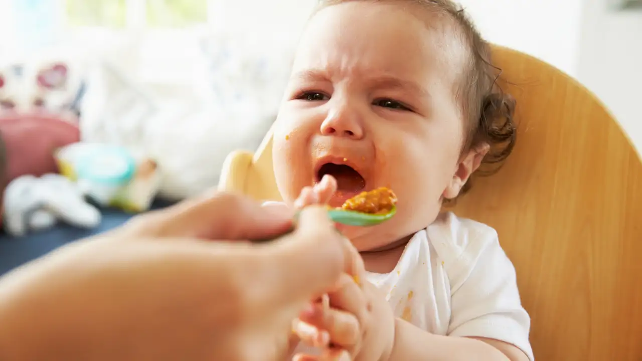 If you are concerned about your baby's feeding, vomiting, wet diapers or growth, consult your
