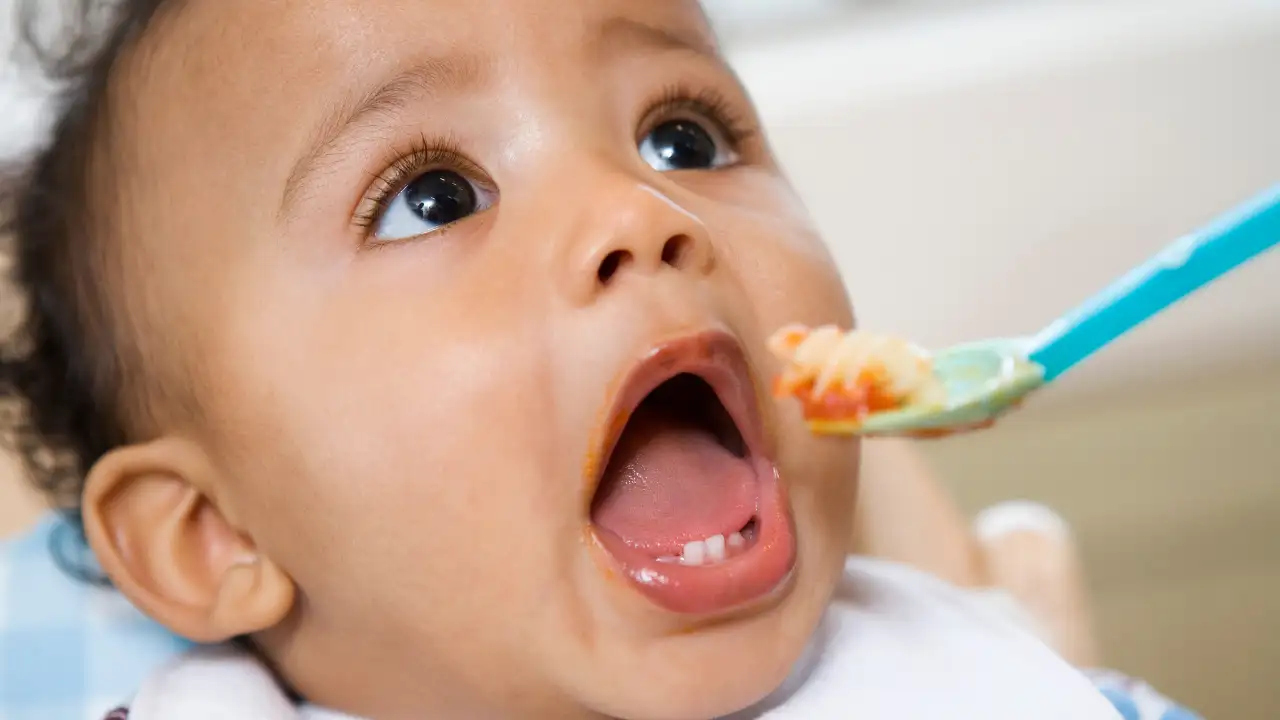 If you are concerned about your baby's feeding, vomiting, wet diapers or growth, consult your