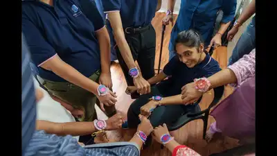 Threads of Belonging brought the spirit of Raksha Bandhan into a space where creativity became