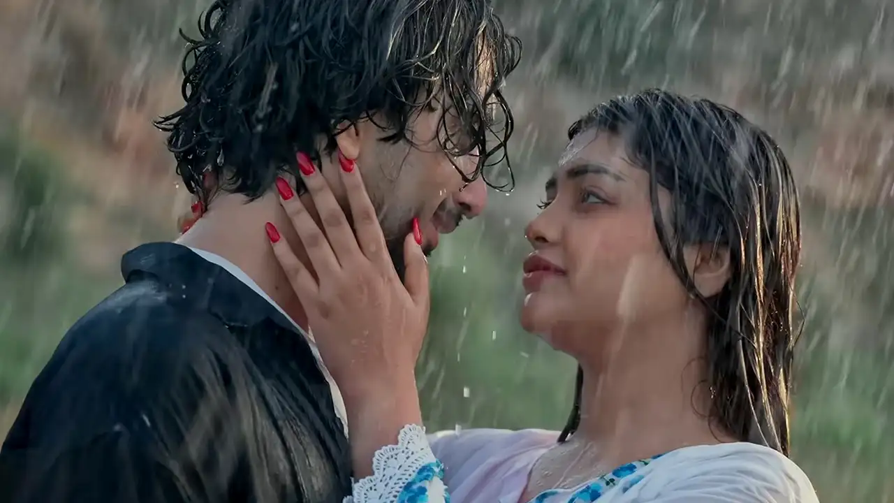 With its soulful music, heartfelt lyrics, and beautiful rain themed visuals, Piya Be Dardi is
