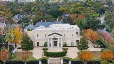A Houston lawyer bought a 15,000-sq-ft mansion listed for $15.5 million just to demolish it; he
