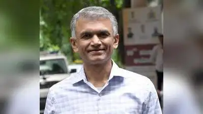 140 of 222 streetlights defunct on key stretch of Bengaluru; min seeks action