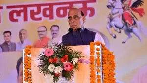 Singh said Rani Avantibai Lodhi had displayed extraordinary courage while confronting