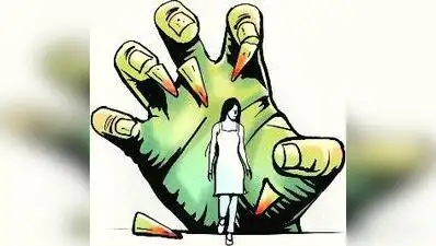 Kolkata: Police have launched a probe following a complaint by a 26-year-old woman who was