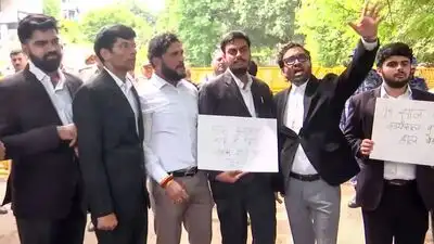 Lawyers from Delhi district court will refuse to work in protest against amended regulations
