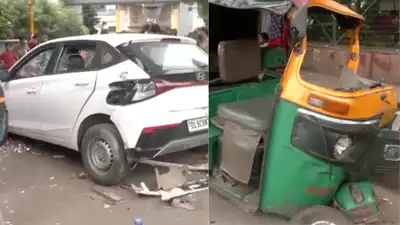 Auto driver killed after car hits 2 vehicles in Sukhdev Vihar