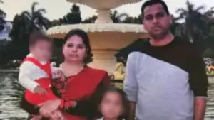 Vivek Tiwari (R), an Apple sales manager, was shot dead by the constables in 2018