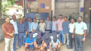 Mumbai police check 400 CCTV cameras to crack Bandra bag-snatching case; medical representative