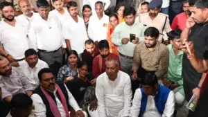 Trader's death in Lucknow triggers political storm; minister Sanjay Nishad demands dismissal of cops