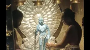 Emerald idol stolen from TN temple; gang disables alarm, CCTV cameras