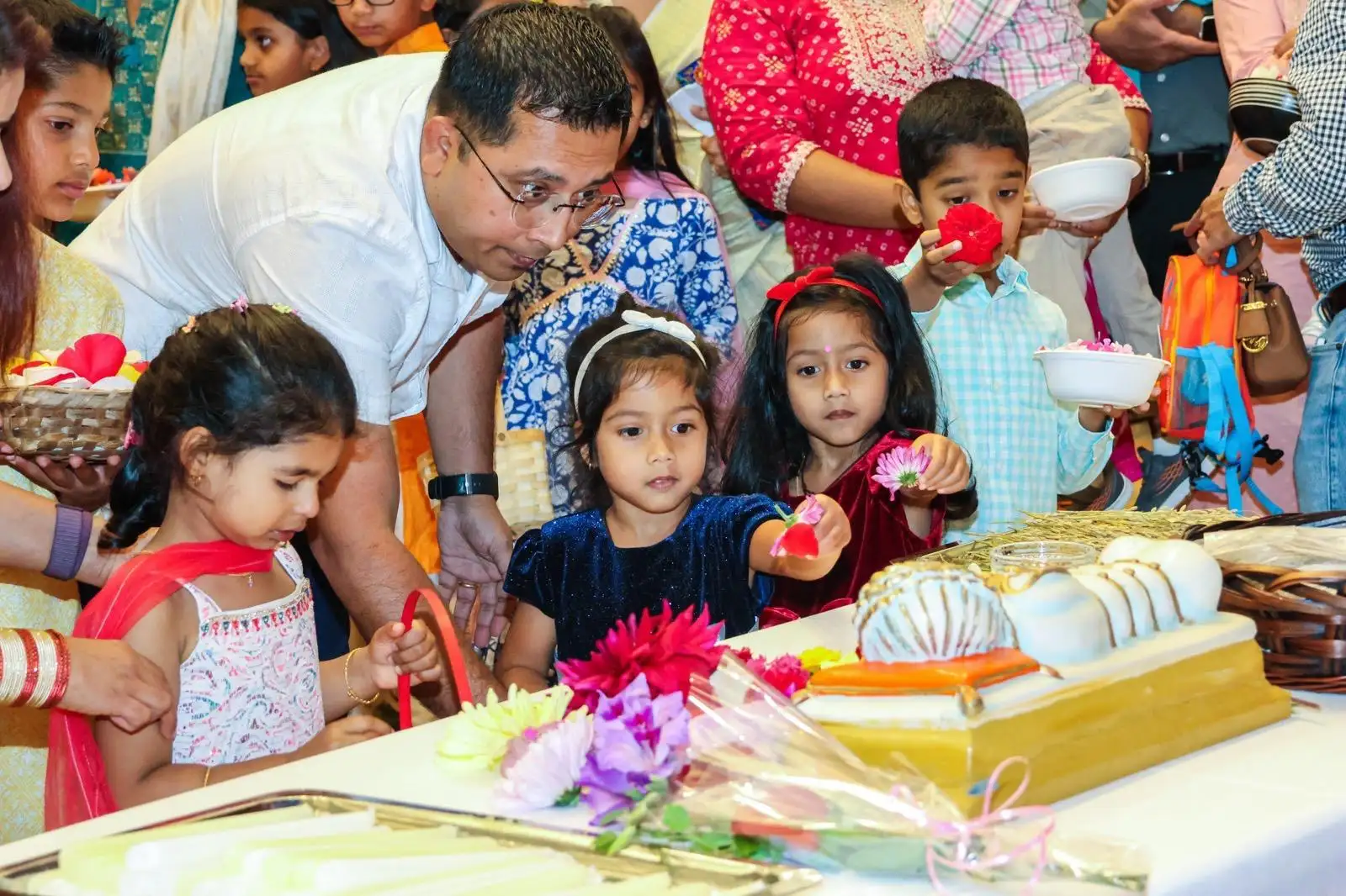 Monthi Fest mass in Canada In Canada, the Mangalorean Association of Canada (MAC), celebrating