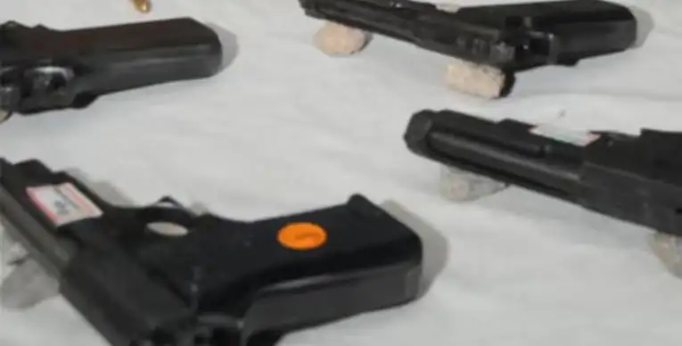 2 detained with illegal firearms at toll plaza
