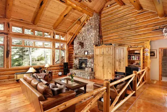 Set against the breathtaking mountain views, the 4.3-acre property is centred
