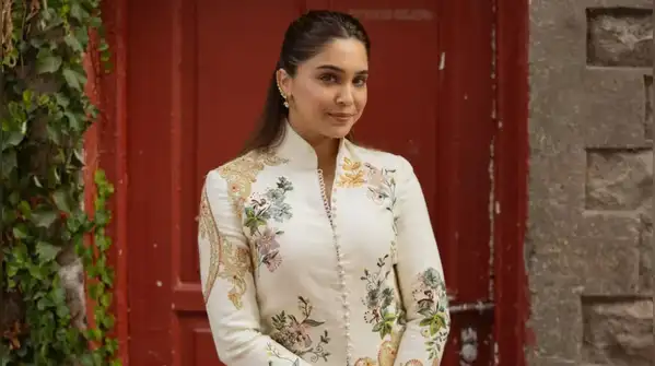 Sharvari, in Rohit Bal’s unique sense, made this military silhouette feel trendy